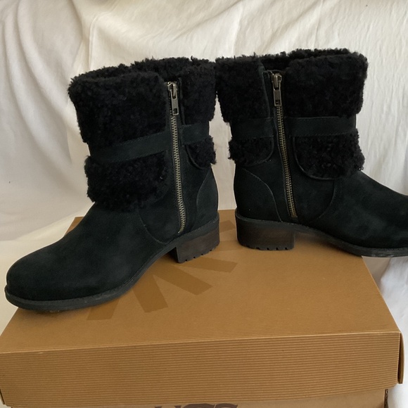 SALE 🎈UGG Blayre II Black Suede Buckle Boots NEW - Picture 6 of 14